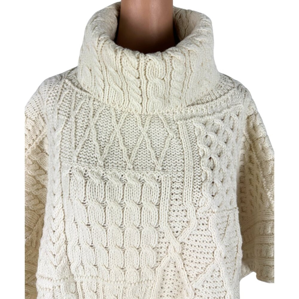 Women's Carraig Donn Wool Aran Poncho Sweater Cape Cream Cable Knit Chunky